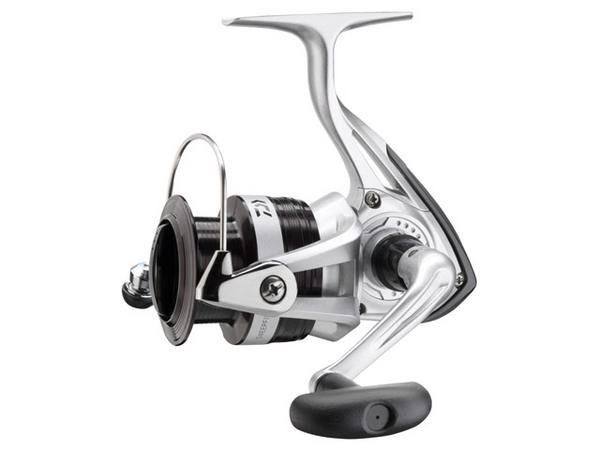 Катушка безинерционная DAIWA Sweepfire E 3000 C, Катушки - арт. 1069030339 Катушка безинерционная DAIWA Sweepfire E 3000 C, Катушки - арт. 1069030339