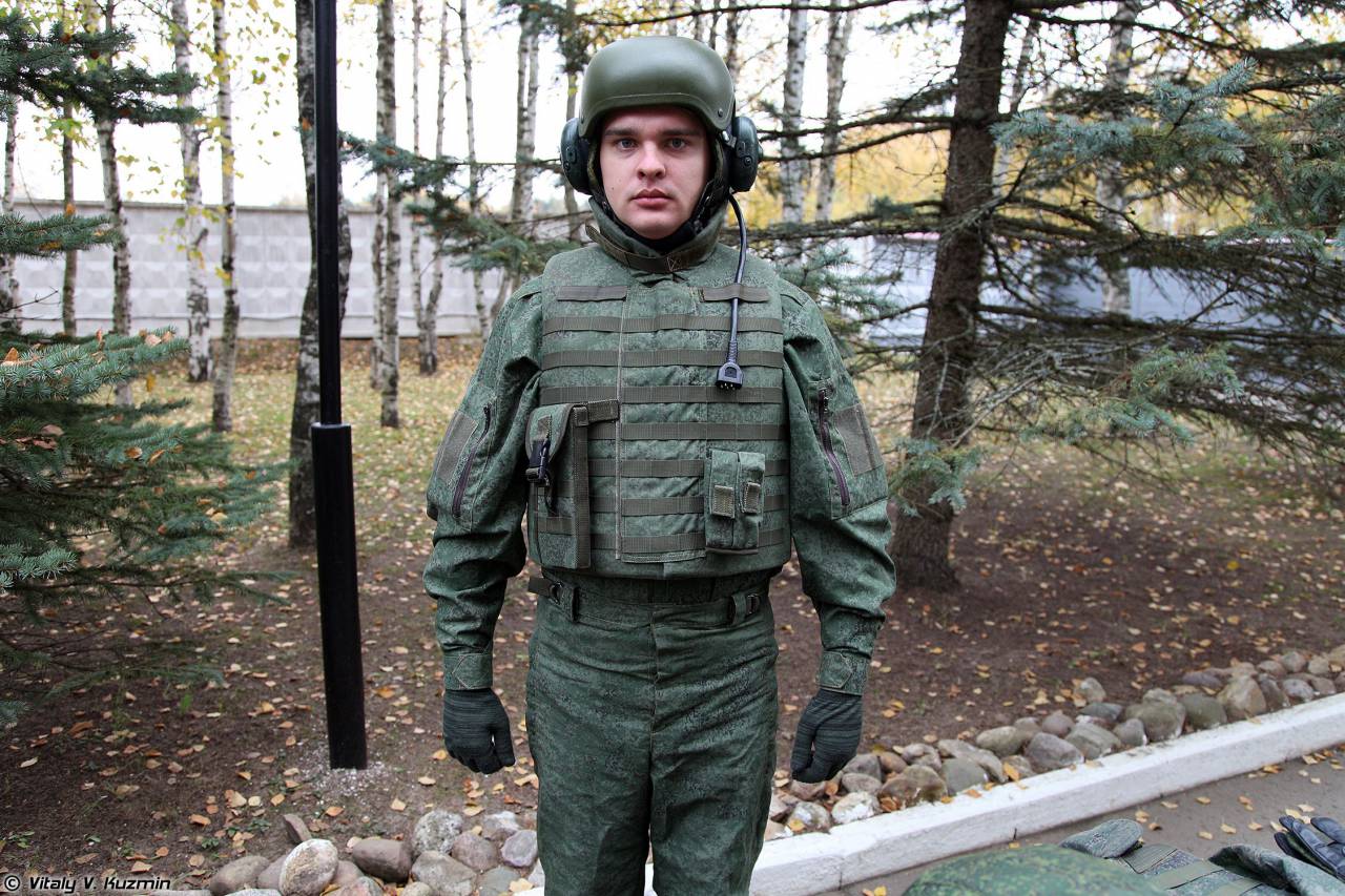 Защитный комплект для экипажей бронемашин 6Б48 «Ратник-ЗК» Защитный комплект для экипажей бронемашин 6Б48 «Ратник-ЗК»
